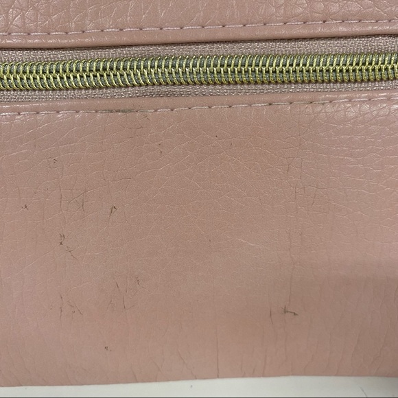 Liz Claiborne | Pink Phone Charging Wristlet Wallet NWT - Picture 8 of 8